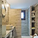 Karavana House Διαμέρισμα *